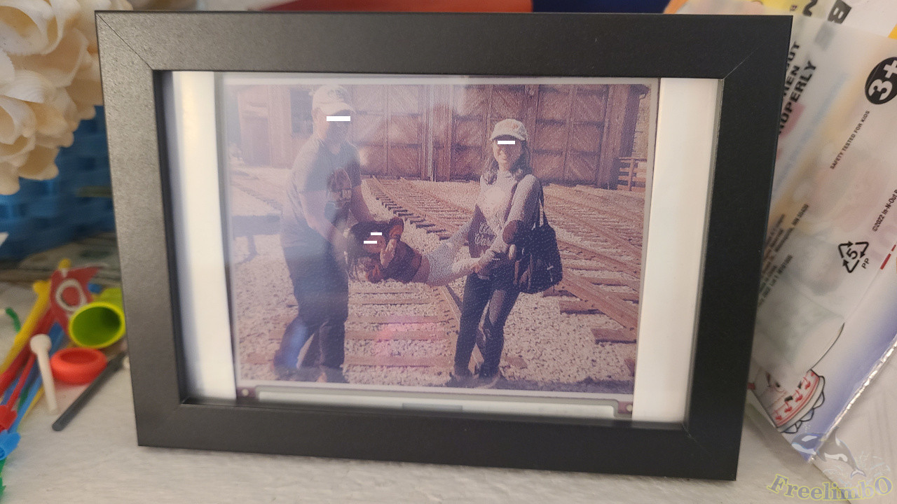 E-Paper Photo Frame